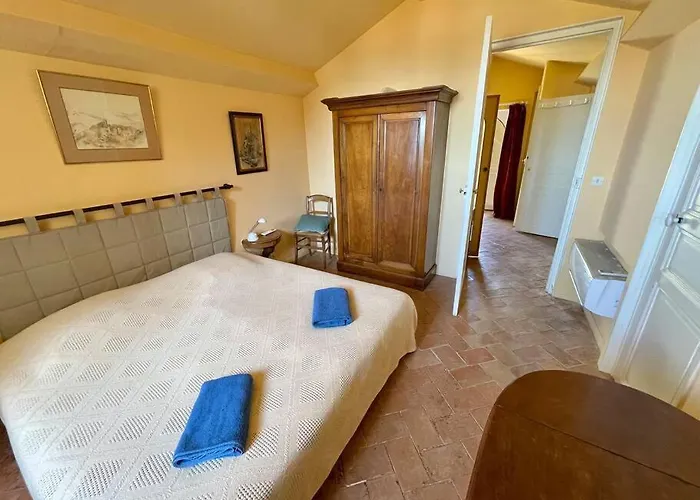 Chateaubriand Sur Proche Du Centre Villa