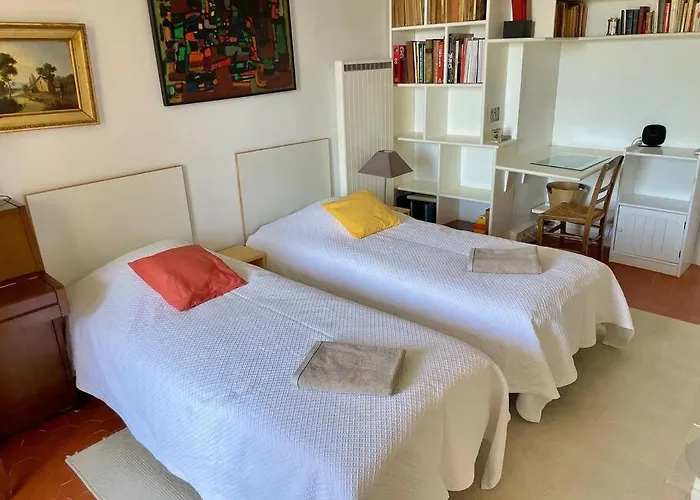 Chateaubriand Sur Proche Du Centre Hyères